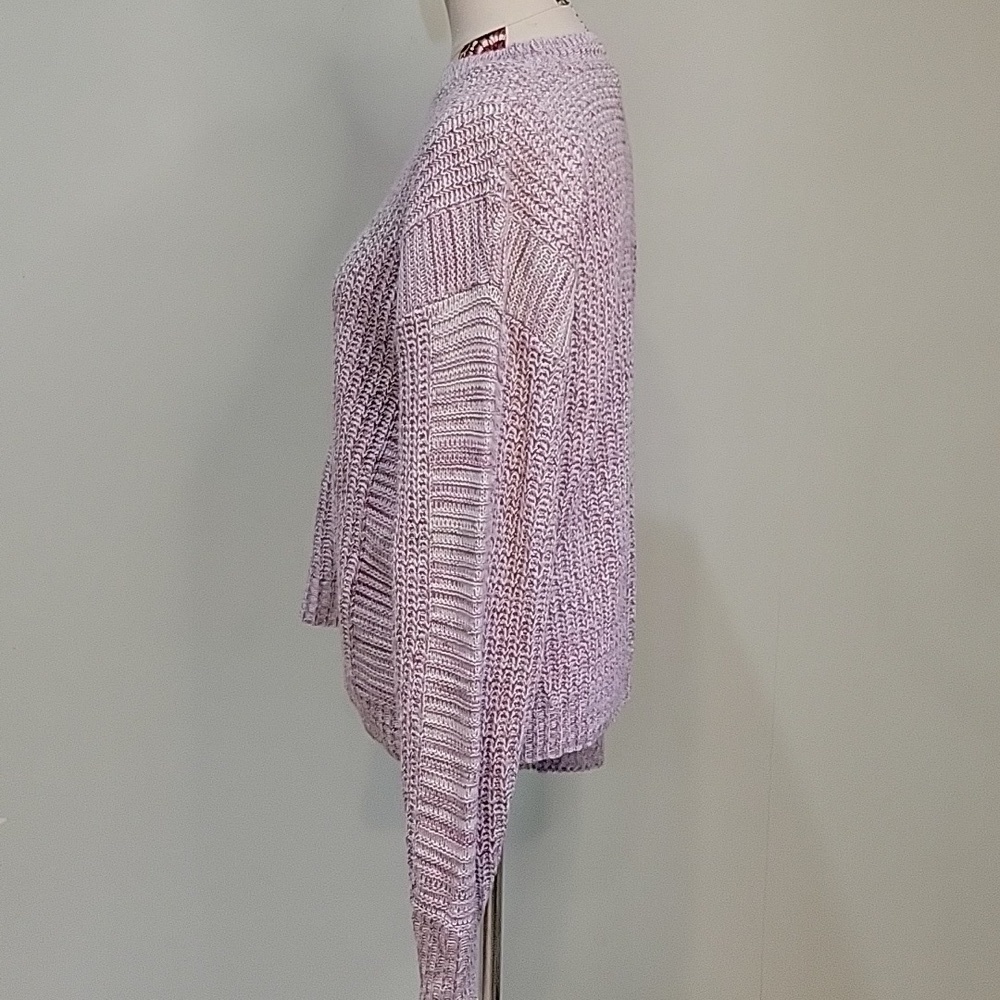 EDDIE BAUER purple & white knit sweater. Size is Large. - Picture 2 of 6